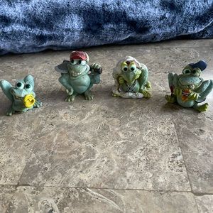 Set of 4 Vintage‎ Holland Sprogz Frog Figurines 2.5” H